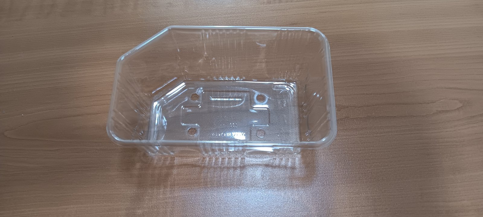 ΚΟΥΠΑΚΙ ΦΡΑΟΥΛΑΣ ΜΕ ΓΩΝΙΑ Κουπάκι Pet Φράουλας με Γωνία 400 gr - Image 1